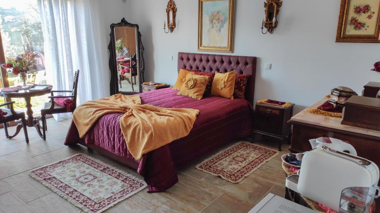 Quinta Dos Padrinhos - Suites In The Heart Of The Douro Lamego Exterior photo